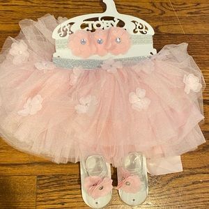 Baby girl matching pink tutu set w flower sandals